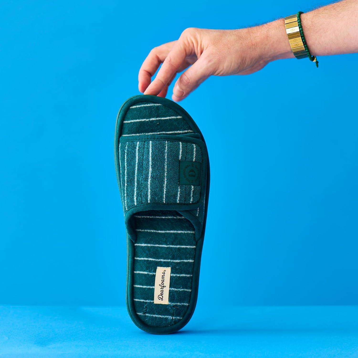 imageDearfoams Mens Adjustable IndoorOutdoor Memory Foam Machine Washable Summer Slide SlipperGreen Stripe