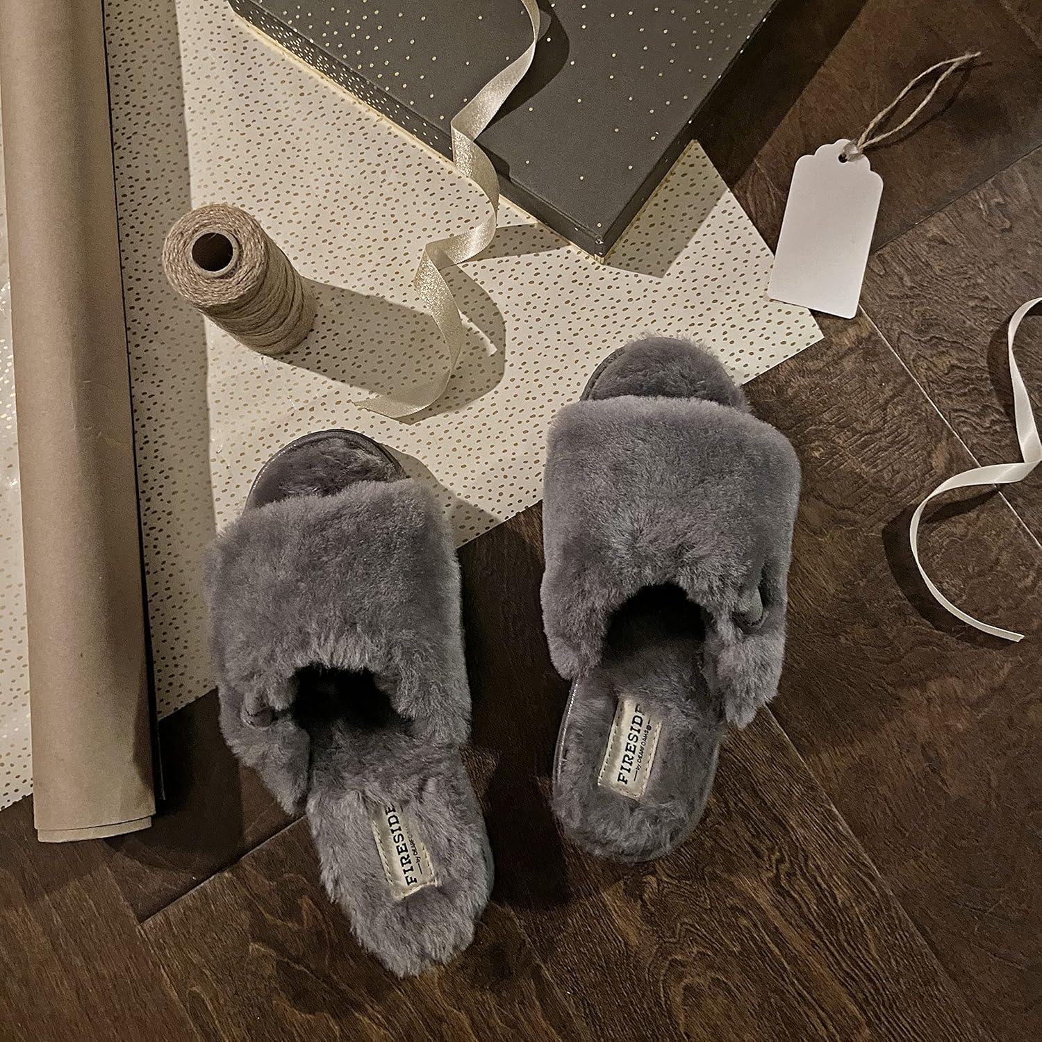 imageDearfoams Womens Fireside Cairns Shearling Easy onOff Slide Sandal SlipperGrey