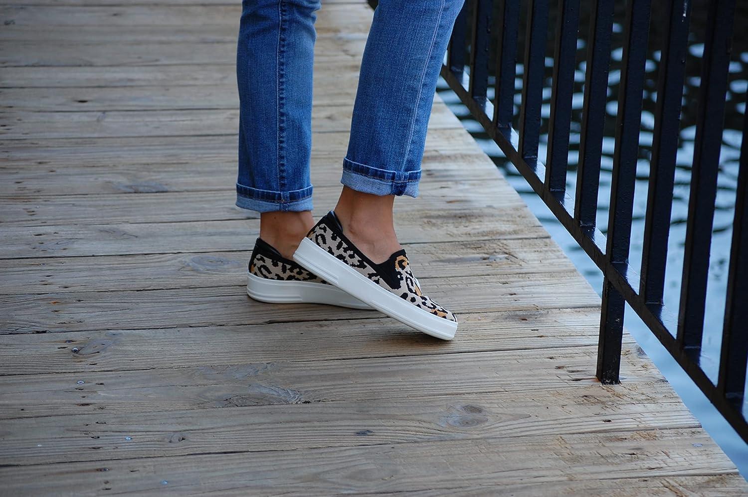 imageDearfoams Womens Sophie LoafersBlack Suede