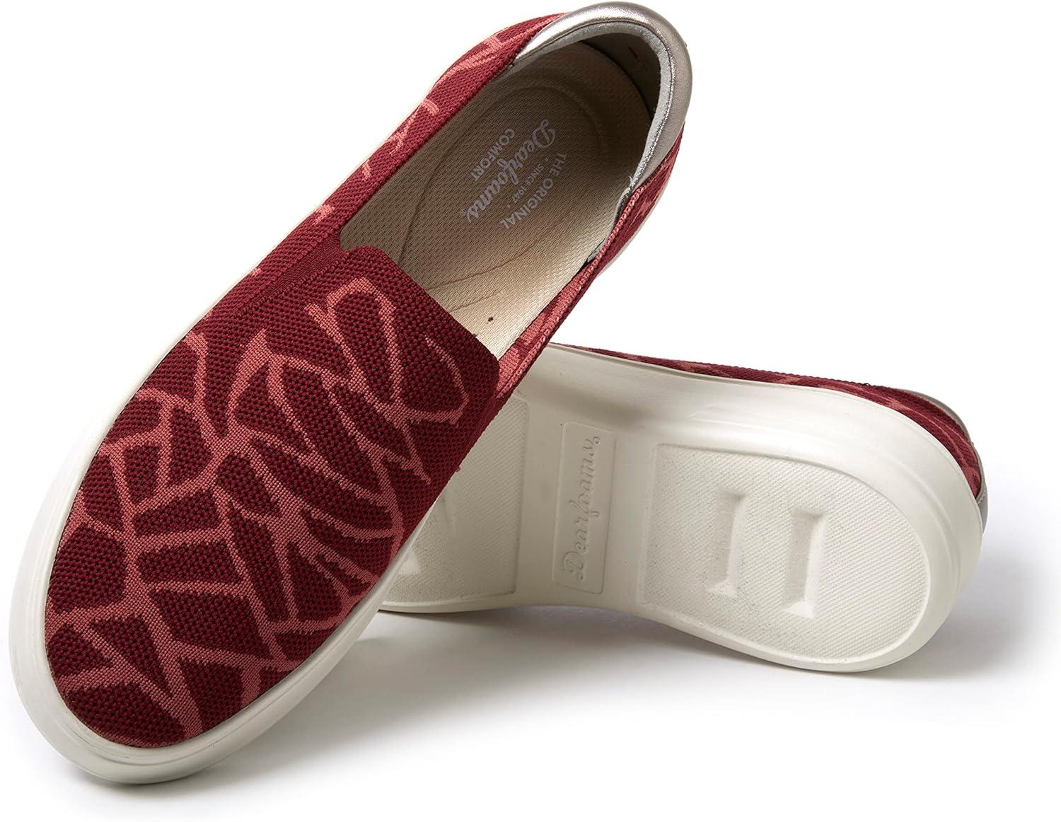 imageDearfoams Womens Sophie LoafersCabernet Print