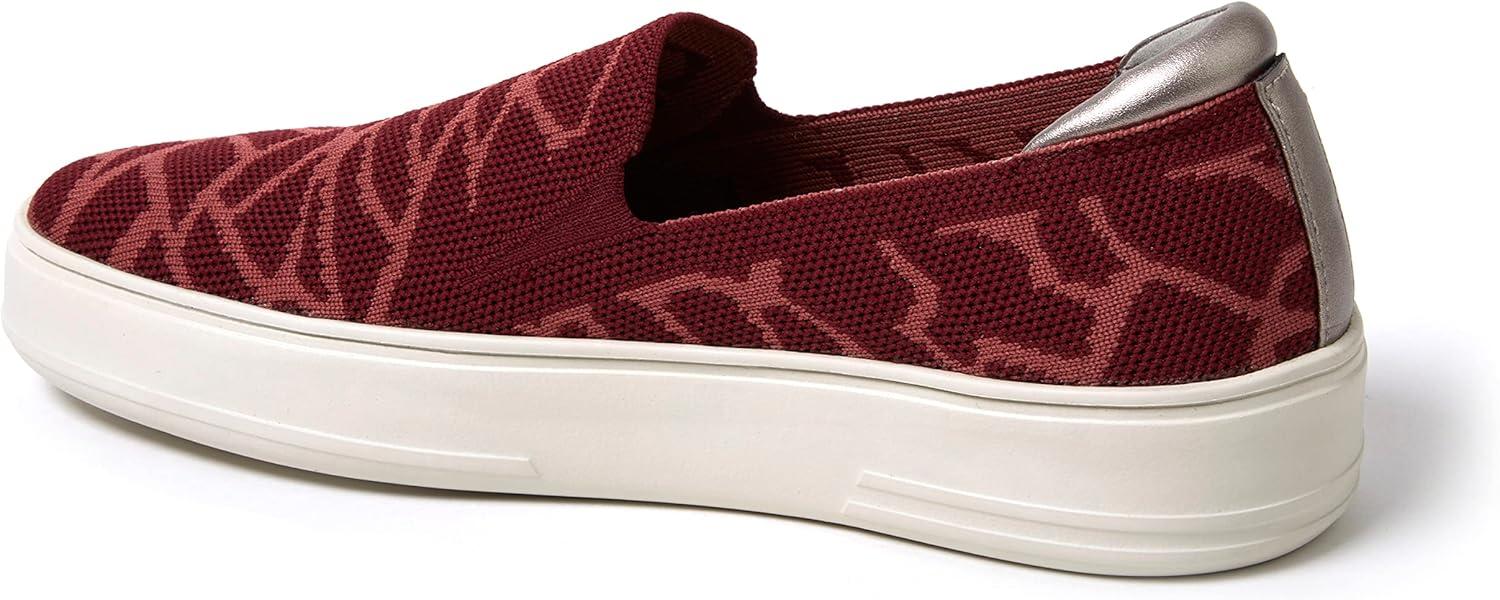 imageDearfoams Womens Sophie LoafersCabernet Print