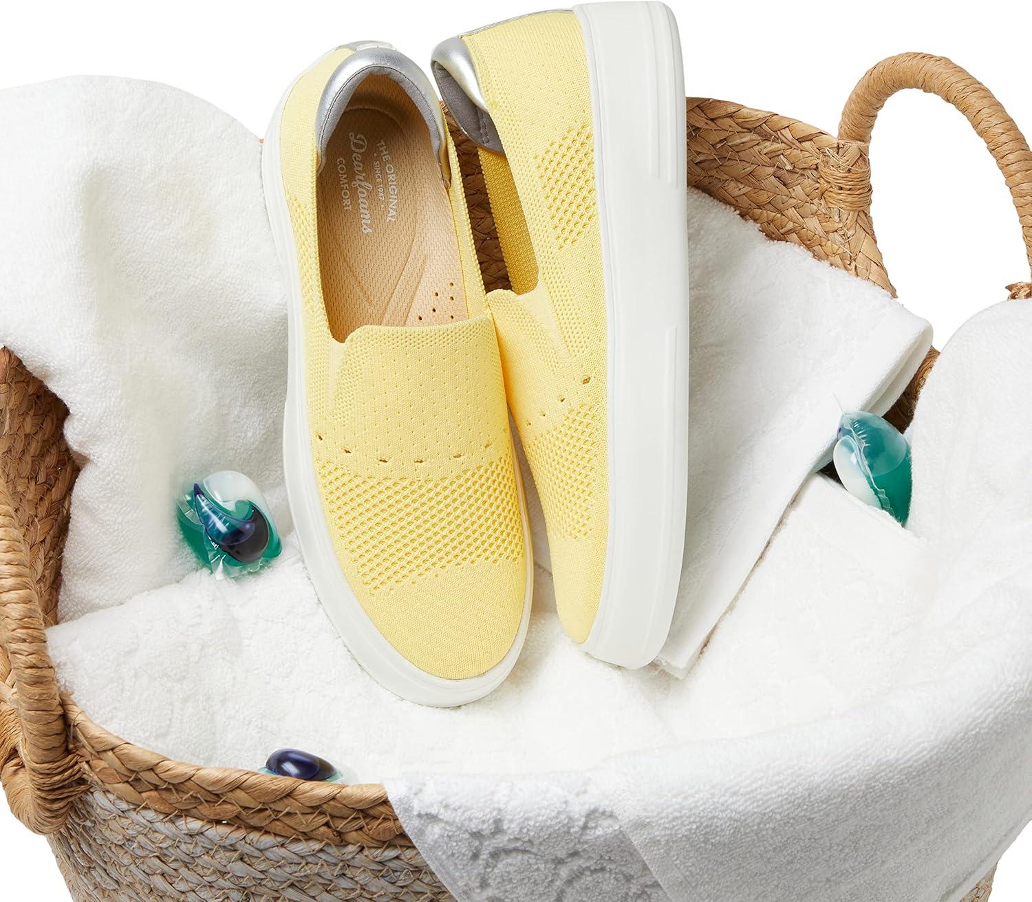 imageDearfoams Womens Sophie LoafersSunshine