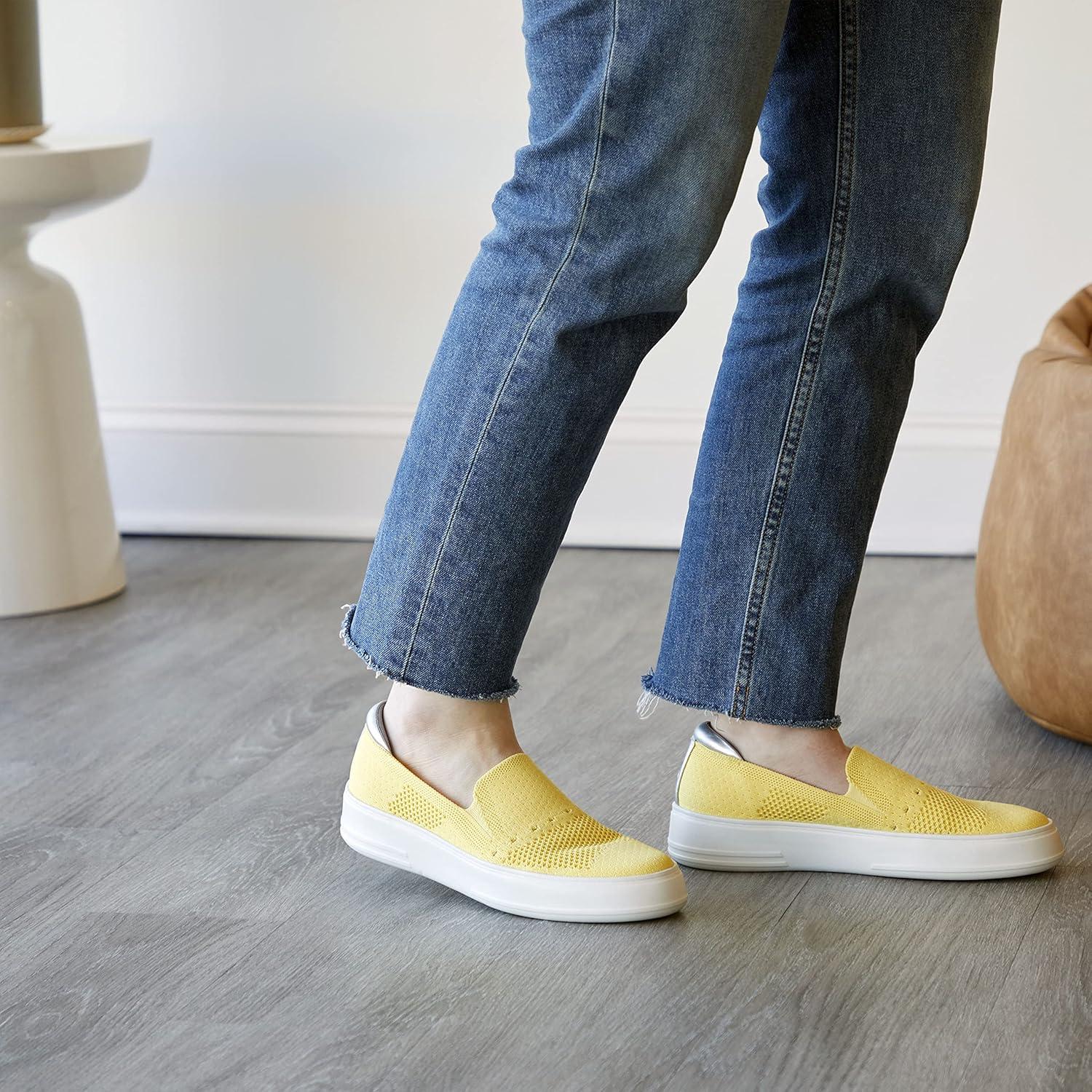 imageDearfoams Womens Sophie LoafersSunshine