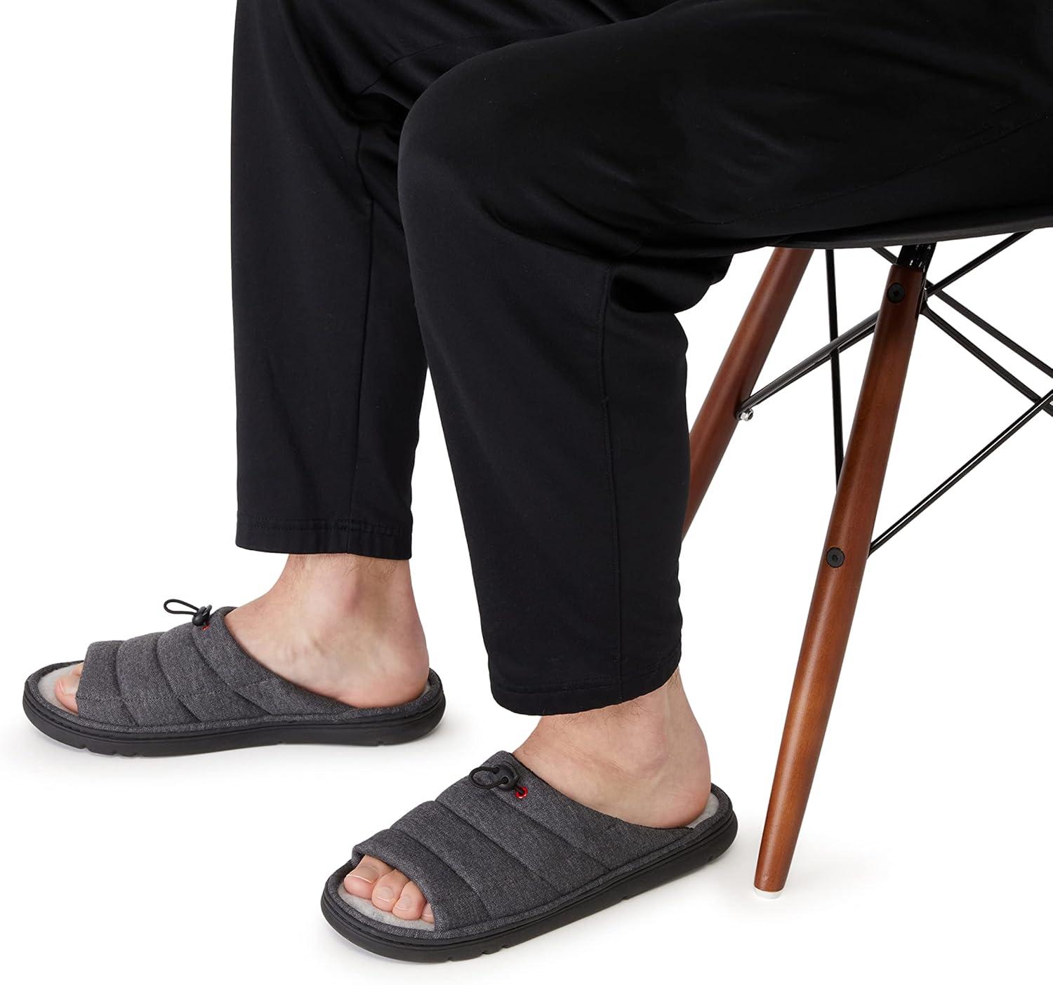 imageDearfoams mens Adrian Quilted Memory Foam Sweatshirt SlideBlack