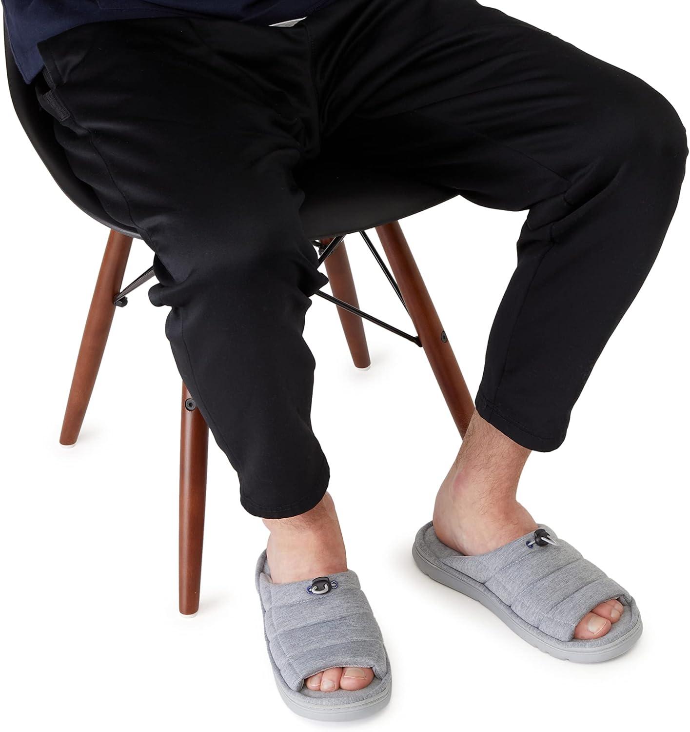 imageDearfoams mens Adrian Quilted Memory Foam Sweatshirt SlideLight Heather Grey