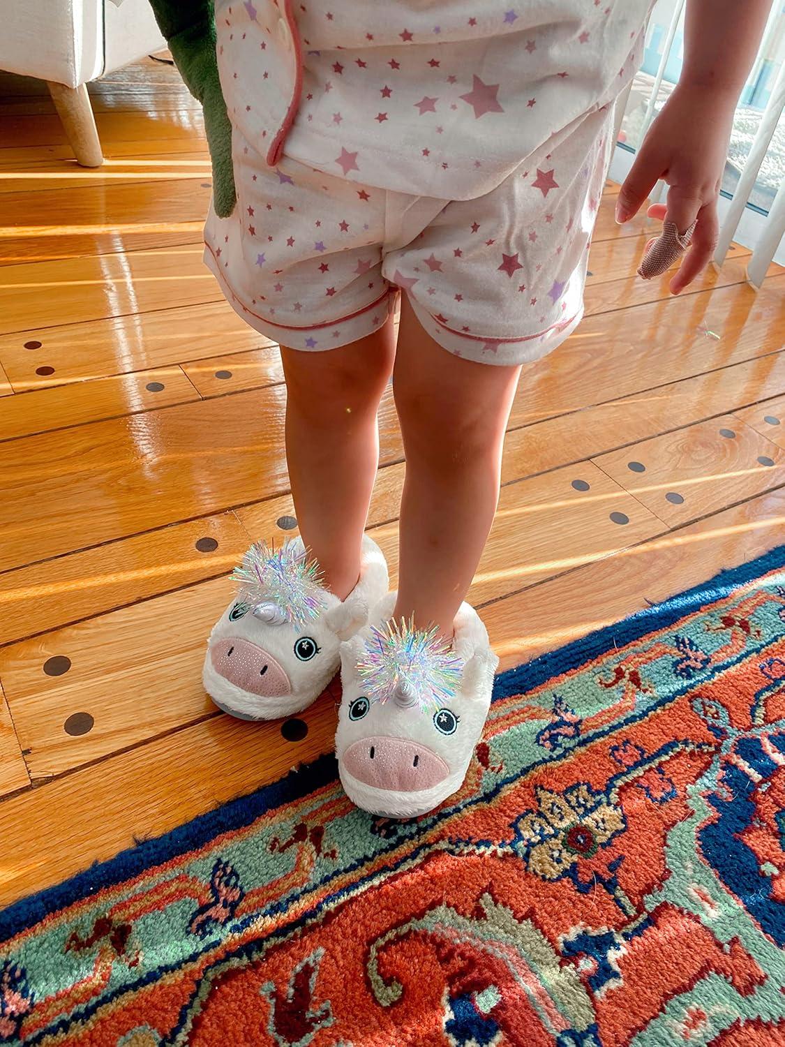 imageDearfoams unisexchild Kids Toddlers Whimsical Animal Critter Washable SlipperWhite Unicorn