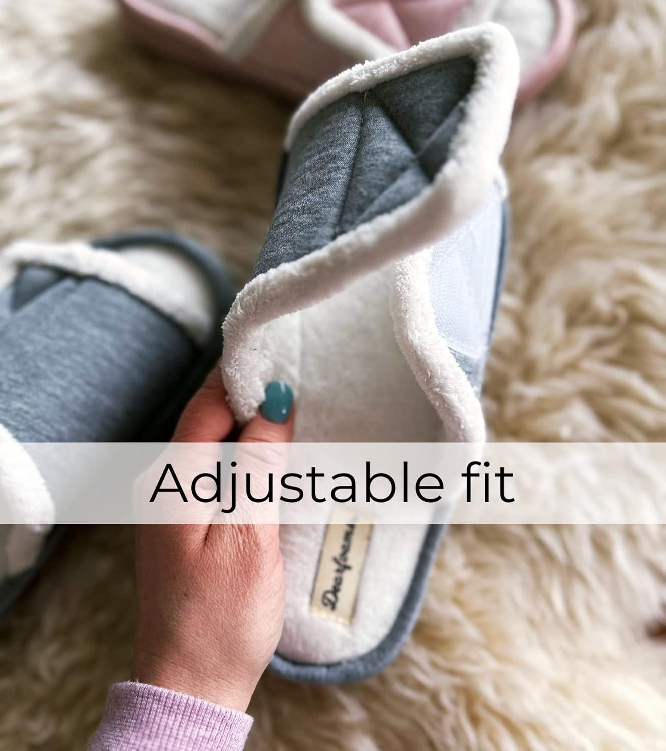 imageDearfoams womens Adjustable IndoorOutdoor Machine Washable Memory Foam SlideNavy
