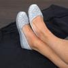 Dearfoams Women’s Microfiber Velour A-Line Flat(Light Heather Grey)
