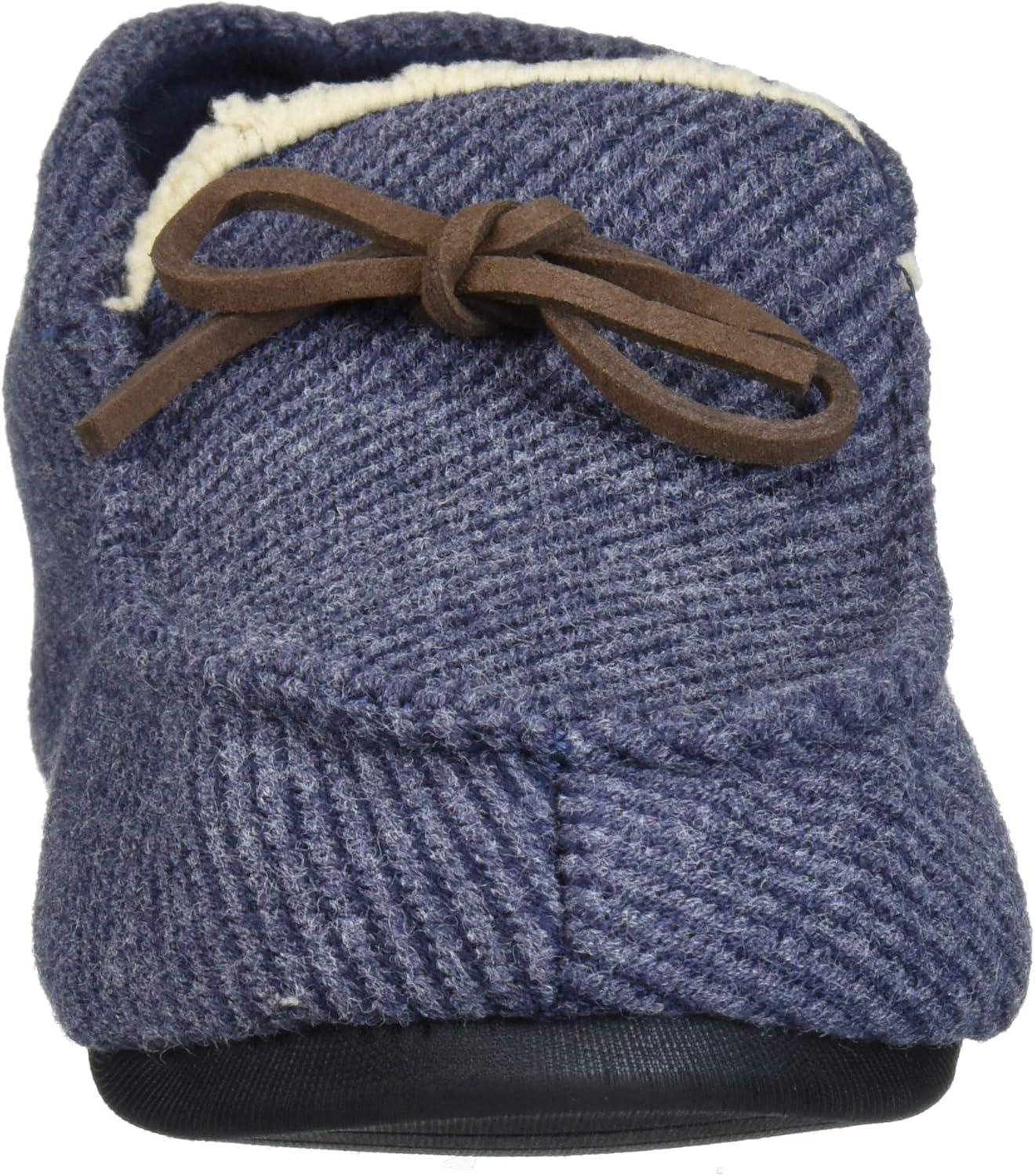 imageDearfoams UnisexChild Df Kids Toddlers Bootie with Tie SlipperPeacoat