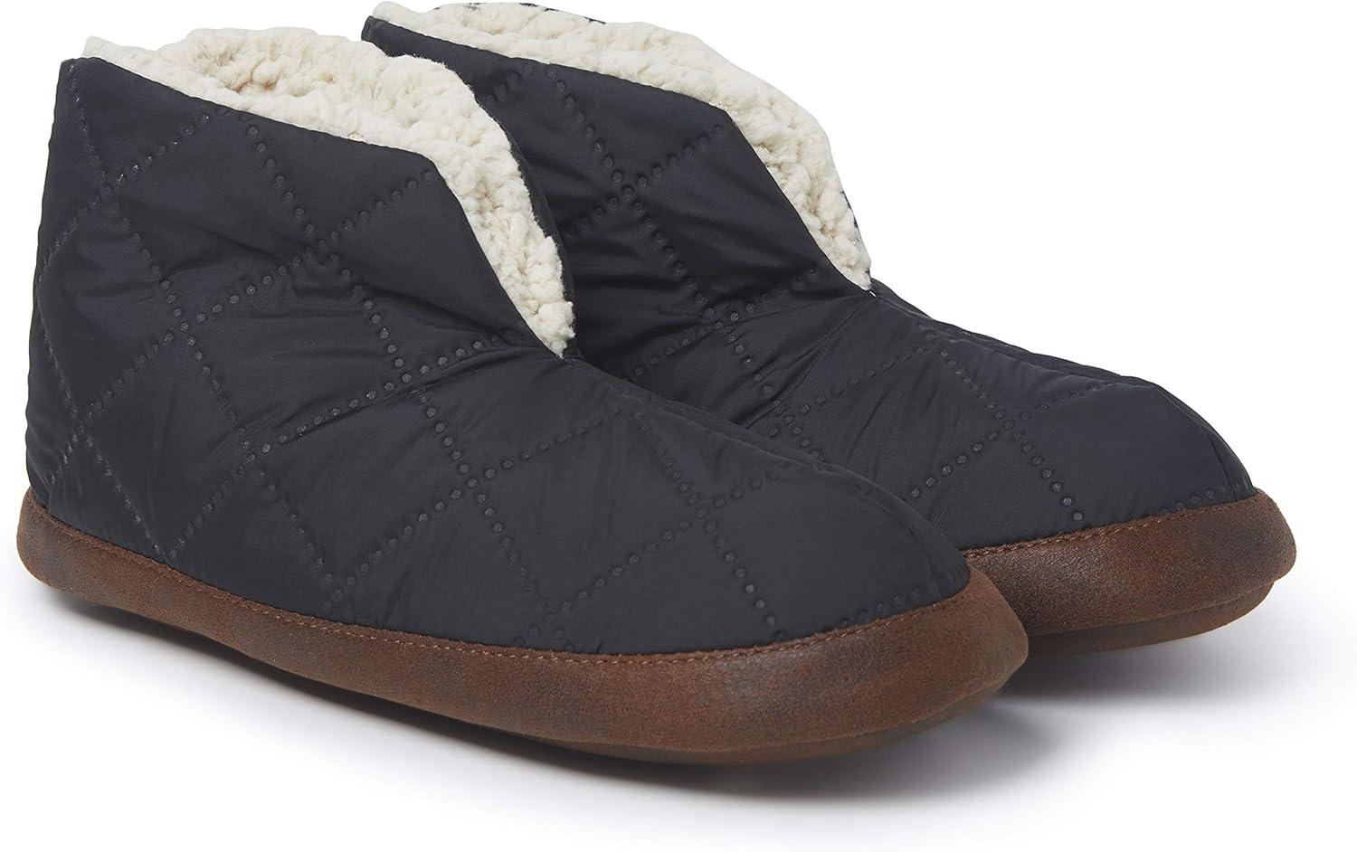 imageDearfoams womens Heritage Warm Up BootieBlack