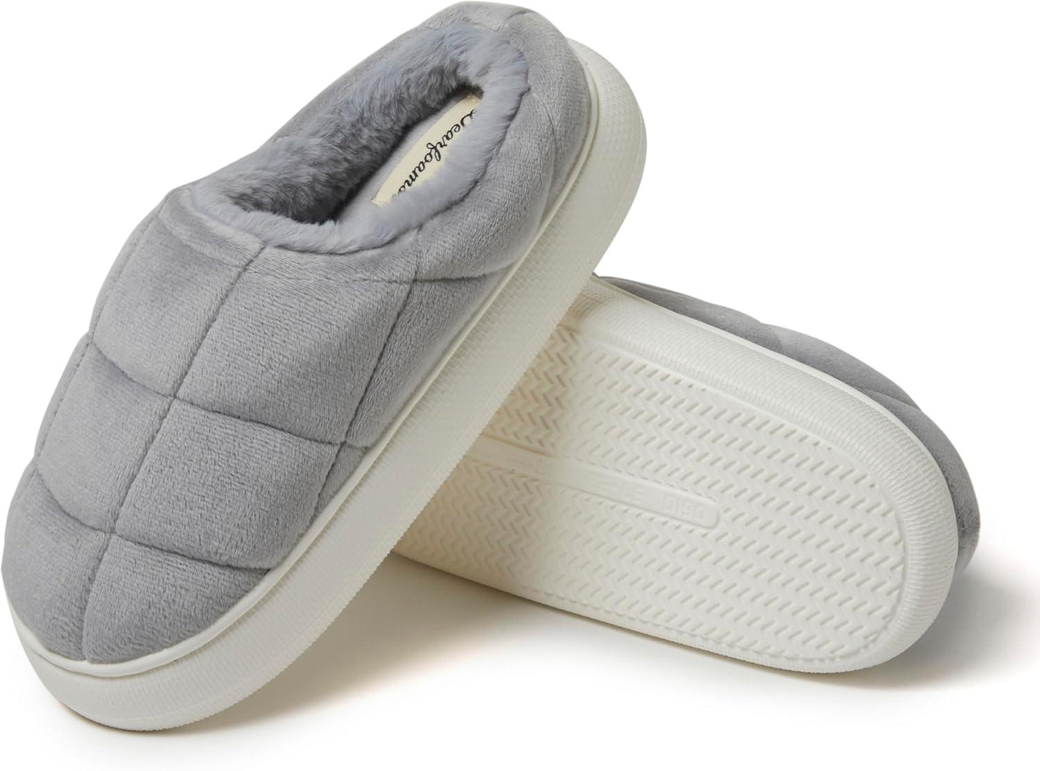imageDearfoams womens Quilted Cloud Puff Lightweight Cozy Shea Clog With Platform Cushioned OutsoleSleet