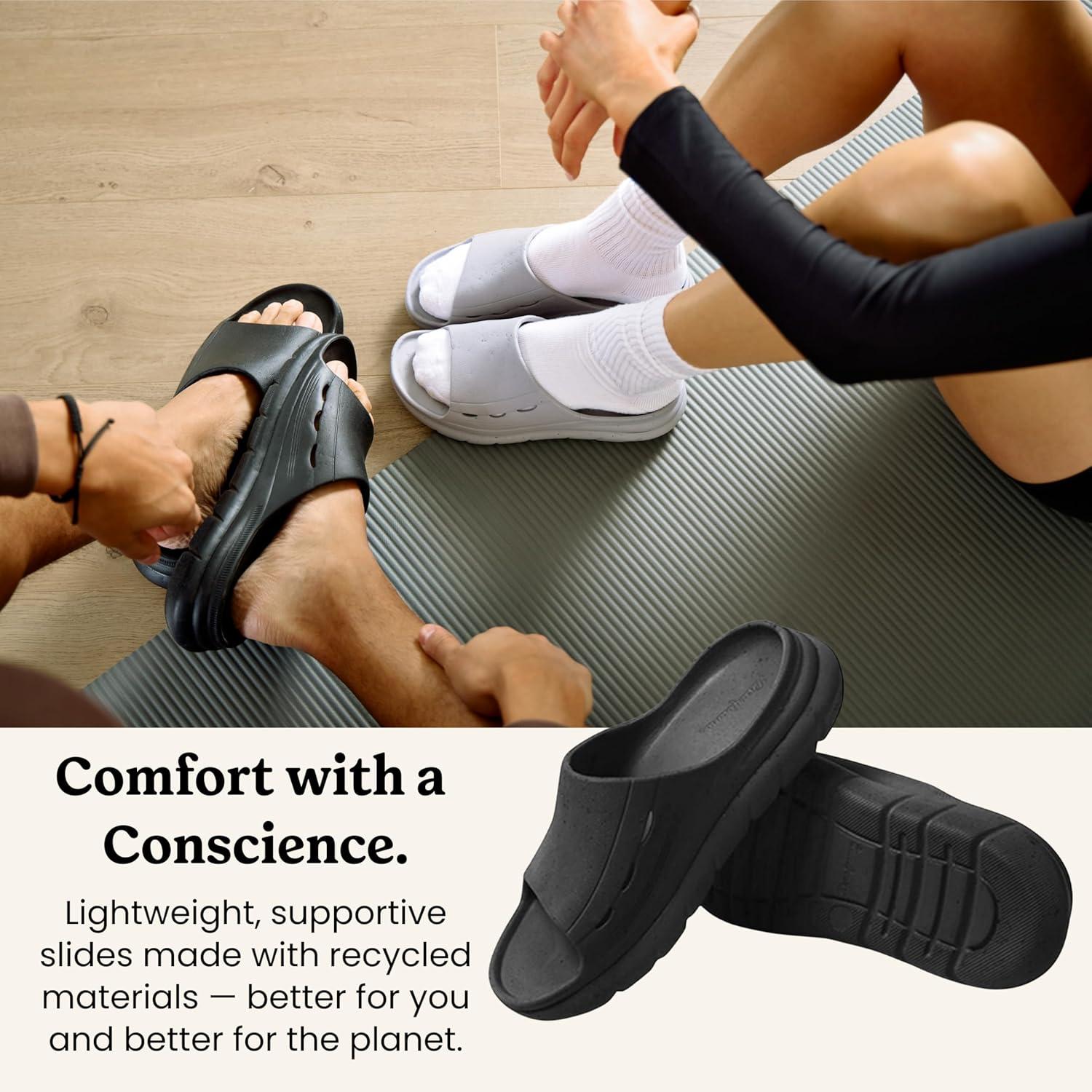 imageDearfoams Womens Eva Lightweight Regrind Pillow Slide SandalBlack