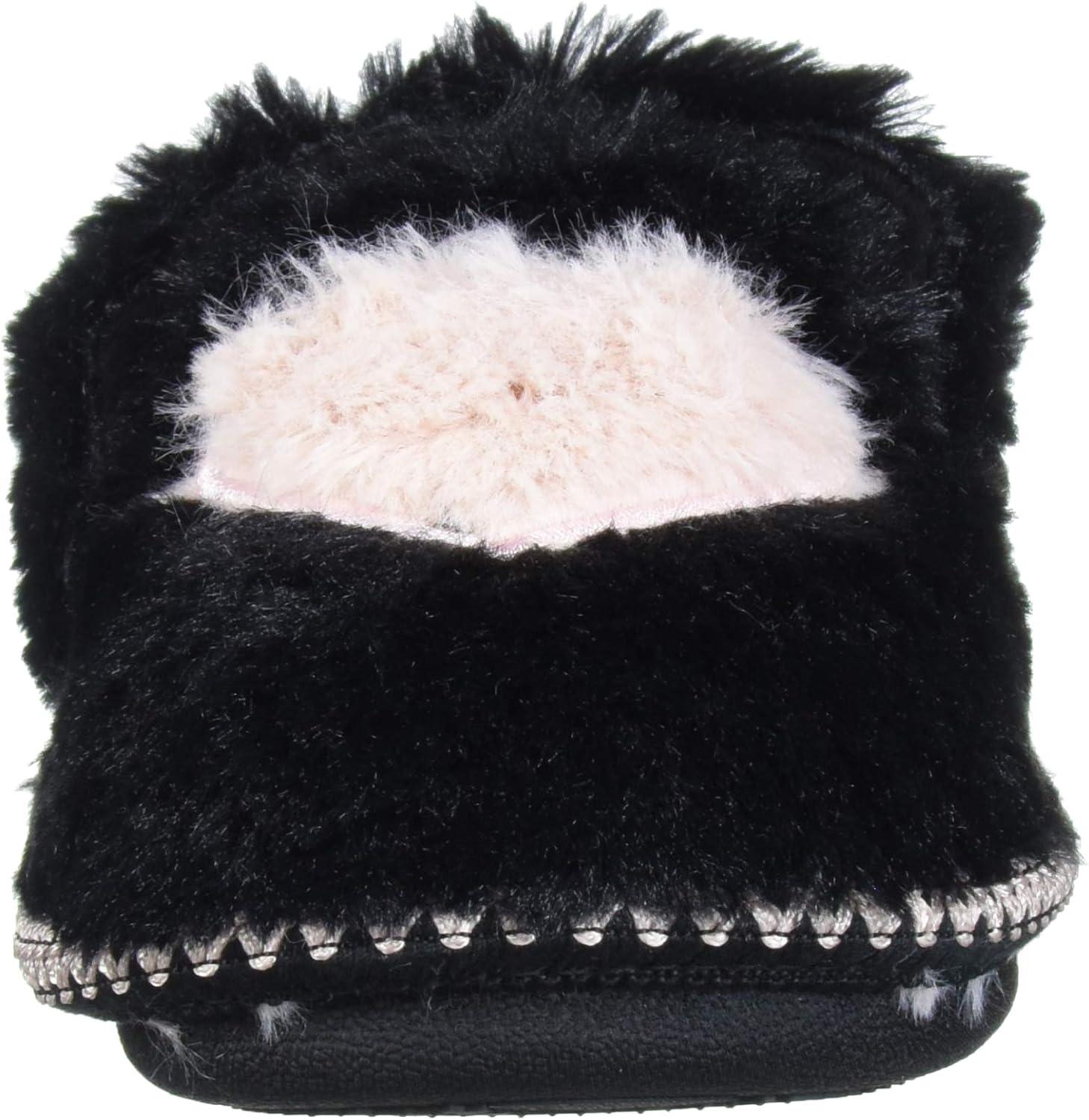 imageDearfoams UnisexChild Mia Kids faux faux fur Closed Back with Heart Detail SlipperBlack