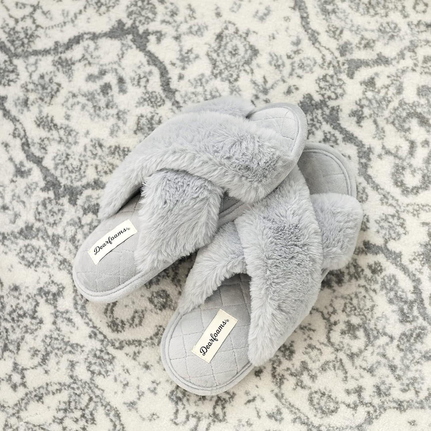 imageDearfoams Womens Acquired Style amp Danielle Pheloung Exclusive Memory Foam Jessica Cozy Bow Cross Band Slide SlippersSleet
