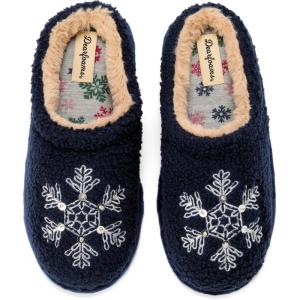 Dearfoams Women’s Holiday Christmas Gift Fuzzy Cozy Sherpa Novelty House Shoe Slipper(Snowflake)