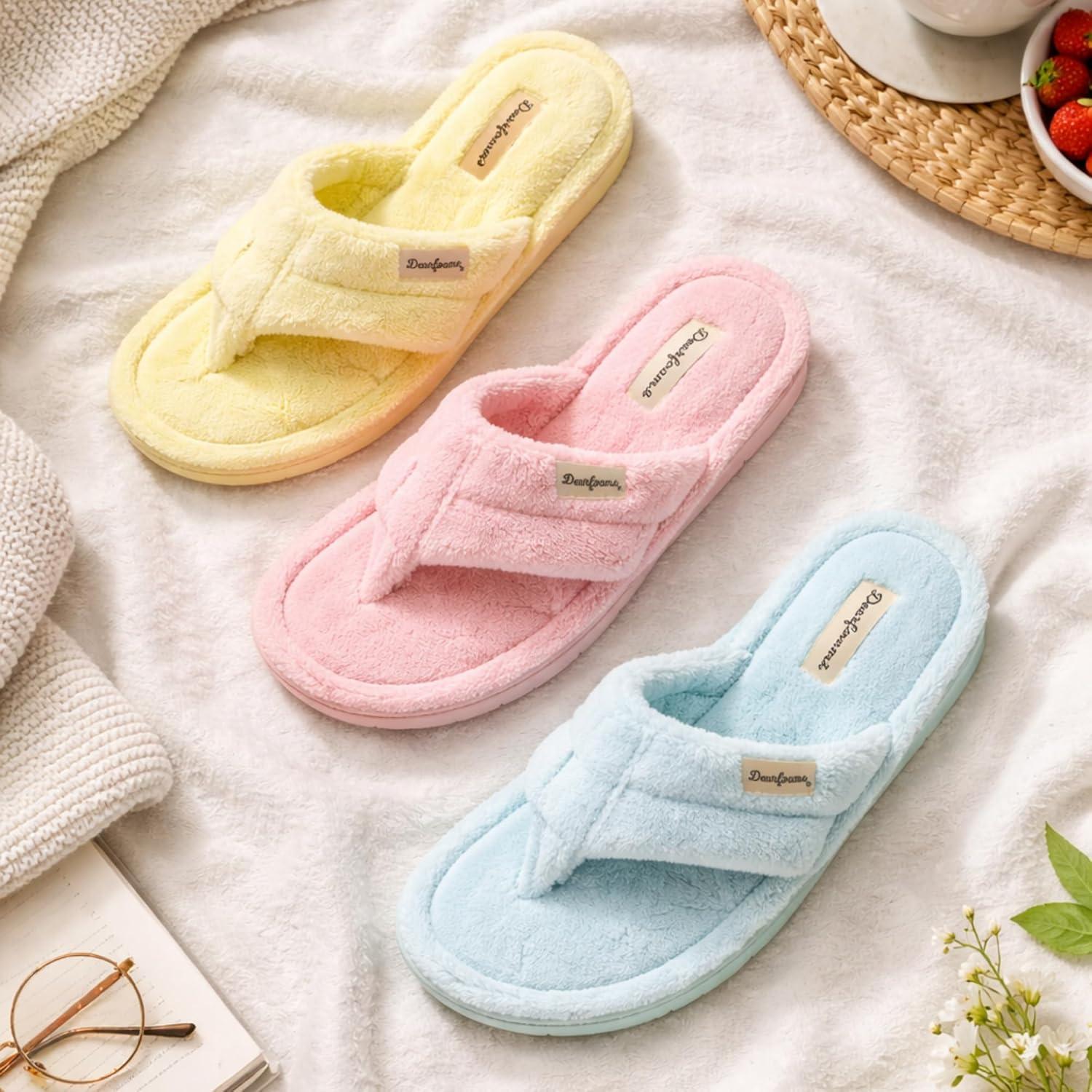 imageDearfoams Womens Melanie Colorblocked Microfiber Terry Thong SlipperBlue Wash