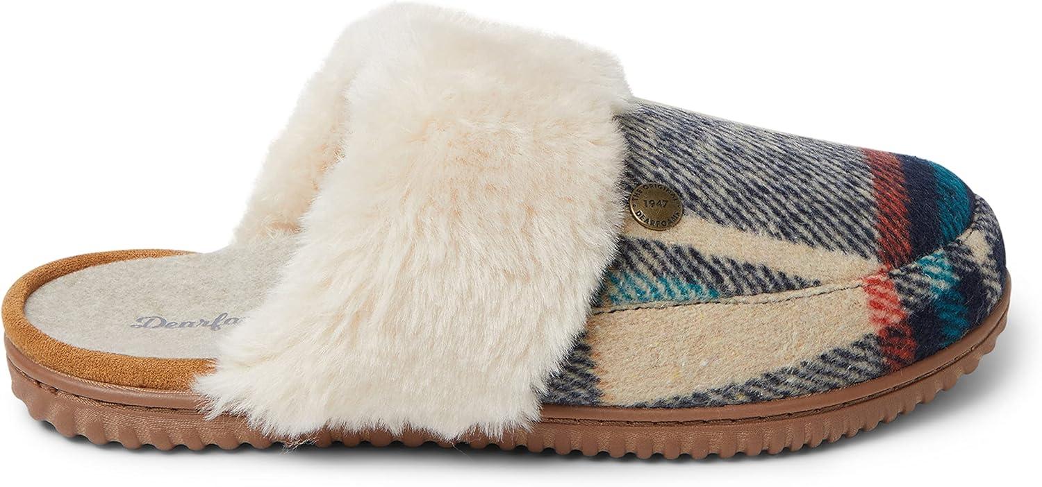 imageDearfoams Womens Geneva Closed Toe Scuff SlipperNavy Plaid