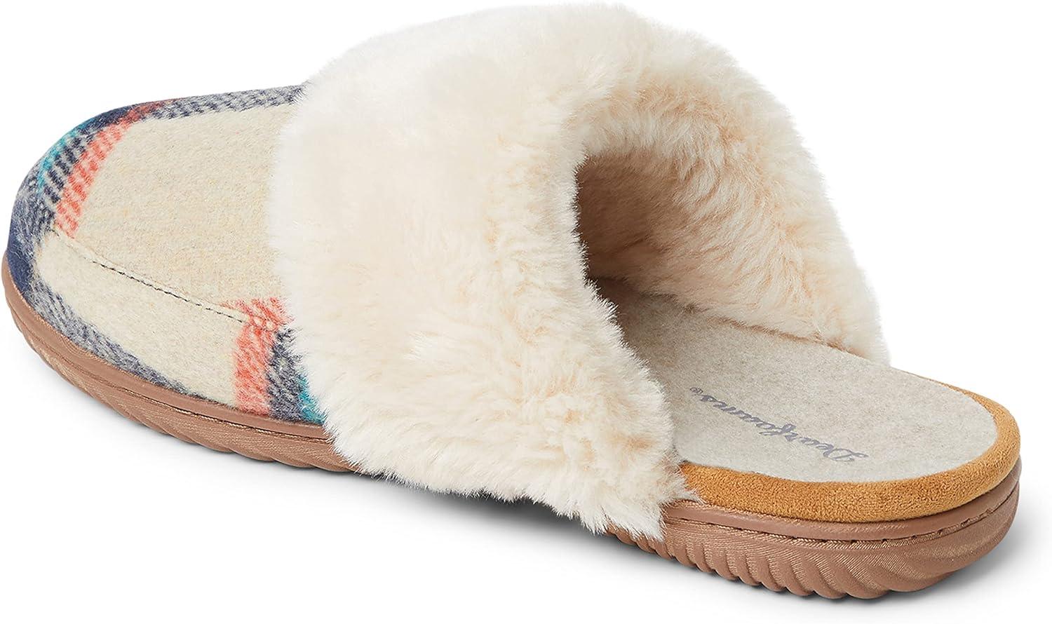 imageDearfoams Womens Geneva Closed Toe Scuff SlipperNavy Plaid
