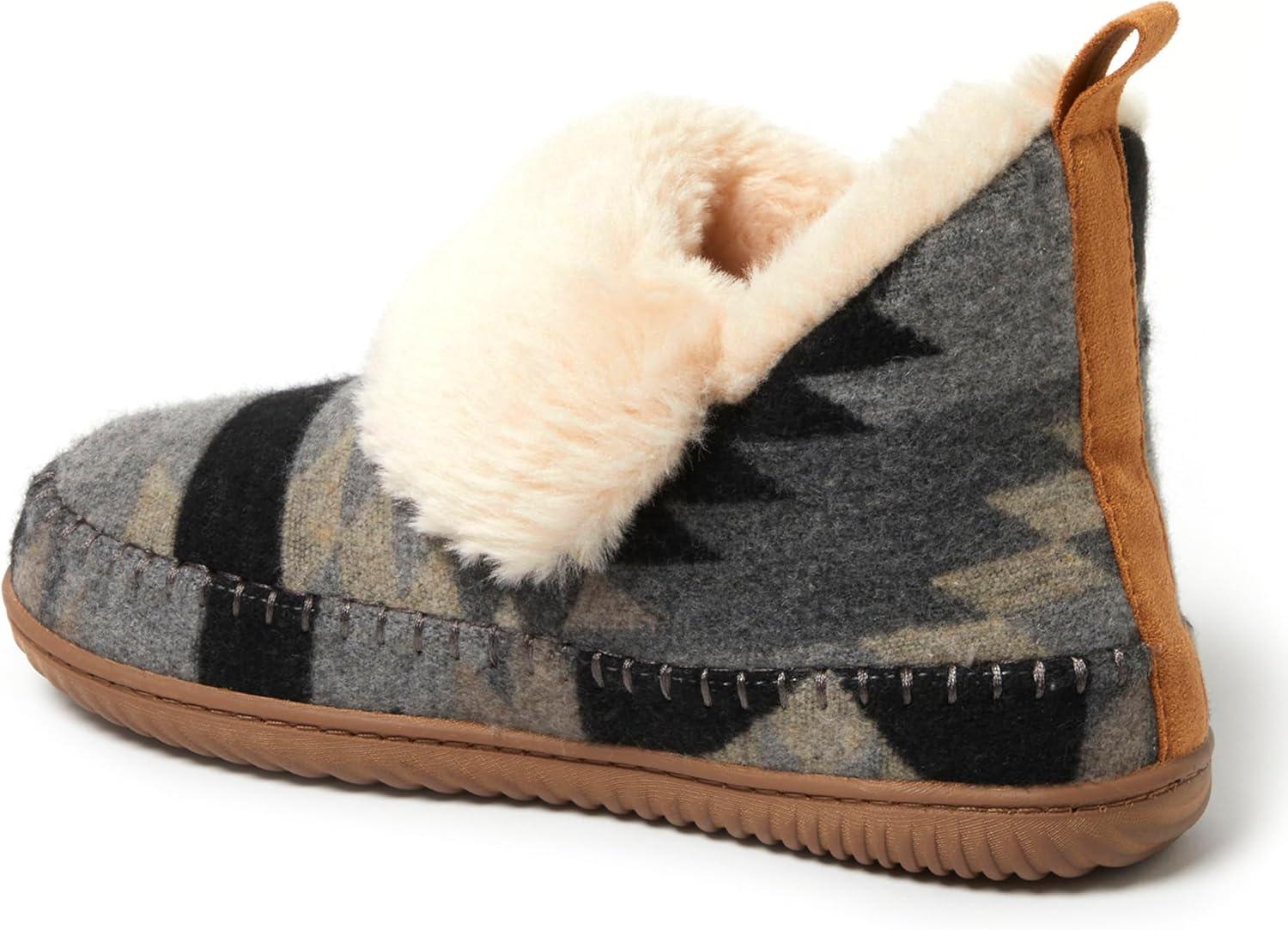 imageDearfoams Womens Moritz IndoorOutdoor Cozy Bootie Camping Furry Slipper House ShoeGrey Combo