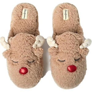 Dearfoams Matching Family Holiday Christmas Reindeer & Turkey Scuff(Men’s Reindeer)