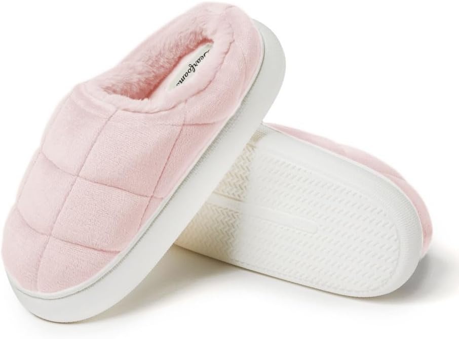 image:imageDearfoams Womens Quilted Cloud Puff Lightweight Cozy Shea Clog With Platform Cushioned OutsolePowder Pink