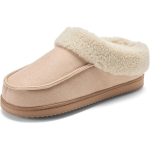 Dearfoams Women’s Memory Foam House Shoes, Slip on Microsuede Clog, Plush Lined Indoor Outdoor Slippers(Sand)