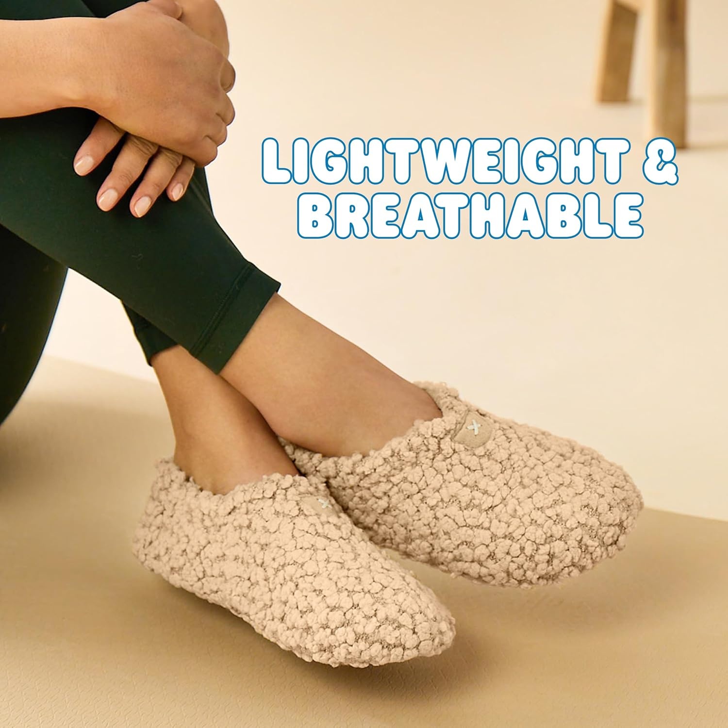 image:imageDearfoams Womens Memory Foam Non Slip Sherpa Indoor Travel House Shoes Slipper Sock With Storage BagTan Sherpa