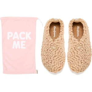 Dearfoams Women’s Memory Foam Non Slip Sherpa Indoor Travel House Shoes Slipper Sock With Storage Bag(Tan Sherpa)