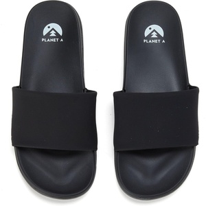 Dearfoams Women’s Planet a Women’s Regnr8 Solo Slide(Black)