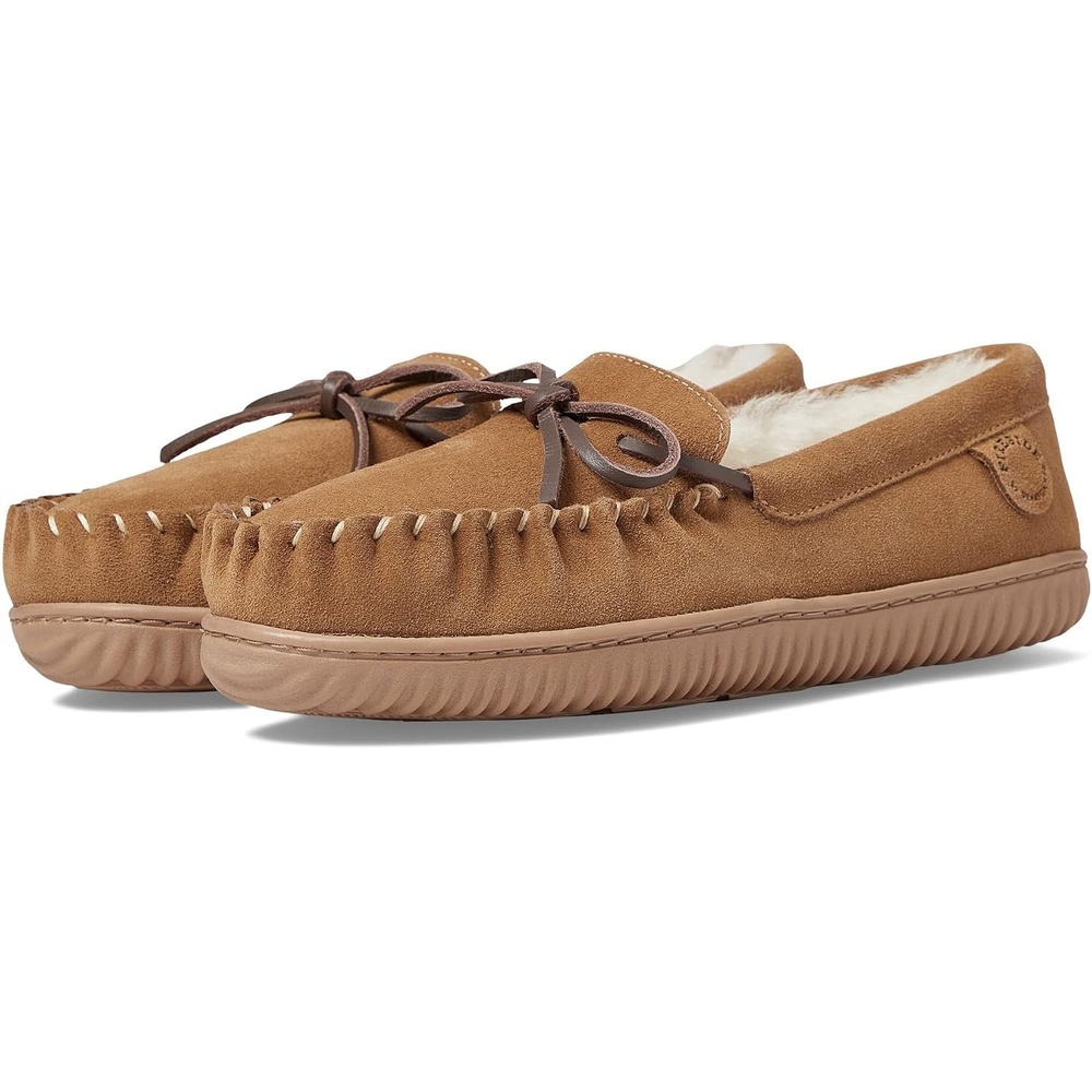 image:imageDearfoams Mens Nelson Bay Genuine Shearling IndoorOutdoor Moccasin SlipperChestnut