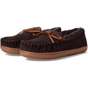 Dearfoams Men’s Nelson Bay Genuine Shearling Indoor/Outdoor Moccasin Slipper(Coffee)